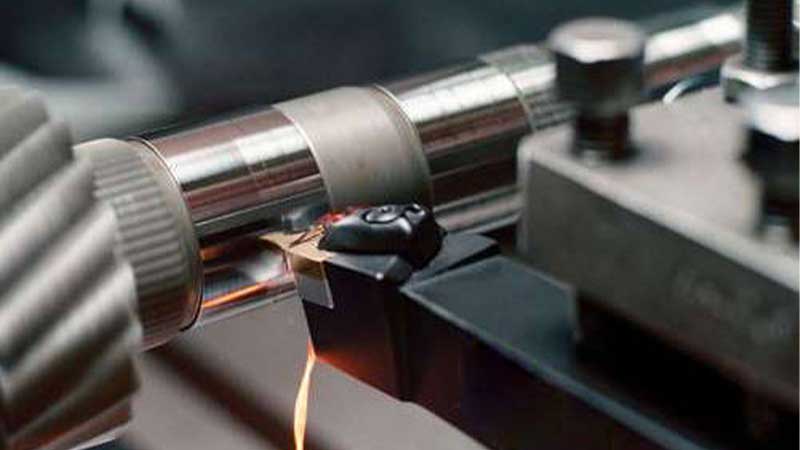 乳化切削液未来展望：智能化模具加工的新伙伴